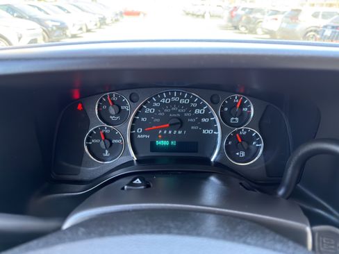 Used 2021 Chevrolet Express 3500 w/ Driver Convenience Package image 31