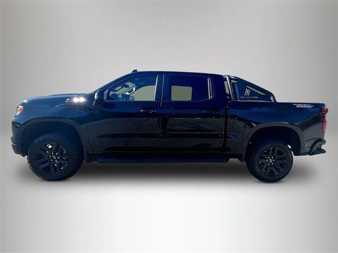 Certified 2022 Chevrolet Silverado 1500 LT Trail Boss w/ Convenience Package II image 9