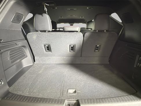 Certified 2026 Chevrolet Traverse RS image 52