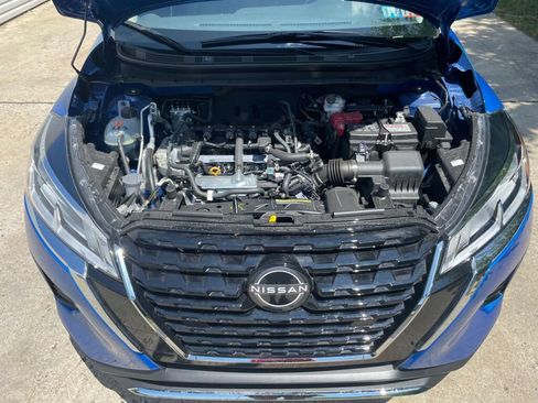 Used 2024 Nissan Kicks SV w/ Exterior Package FWD image 23