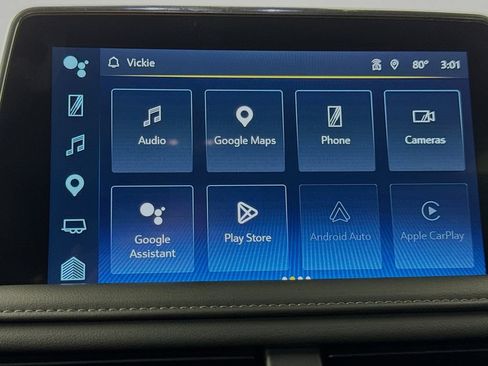 Used 2024 Chevrolet Suburban Z71 AWD/4WD image 18