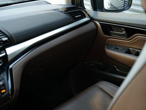 Used 2025 Honda Odyssey Touring image 30