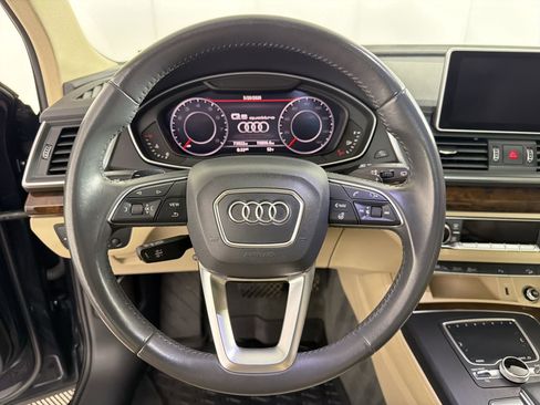 Used 2019 Audi Q5 2.0T Premium Plus w/ Premium Plus Package AWD/4WD image 18