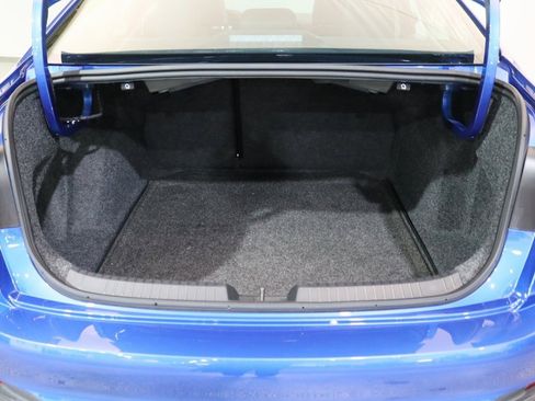 Used 2024 Volkswagen Jetta SE w/ Panoramic Sunroof Package image 23