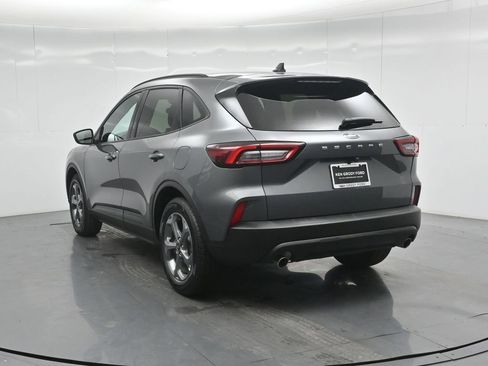 Certified 2025 Ford Escape ST-Line image 28