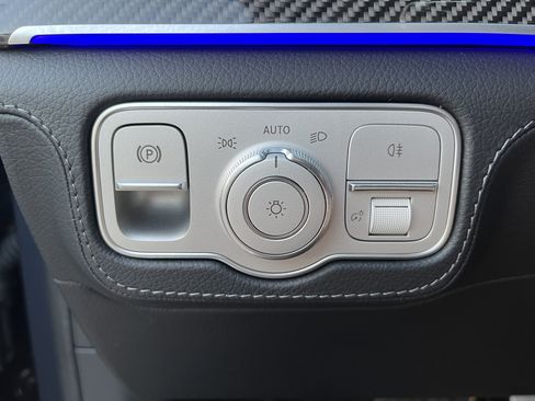 Used 2025 Mercedes-Benz GLE 53 AMG 4MATIC image 25