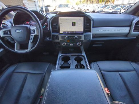 Used 2022 Ford F450 Lariat w/ Lariat Ultimate Package image 15