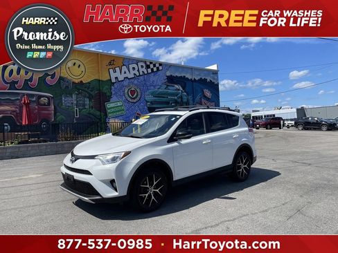Used 2016 Toyota RAV4 SE AWD/4WD image 1