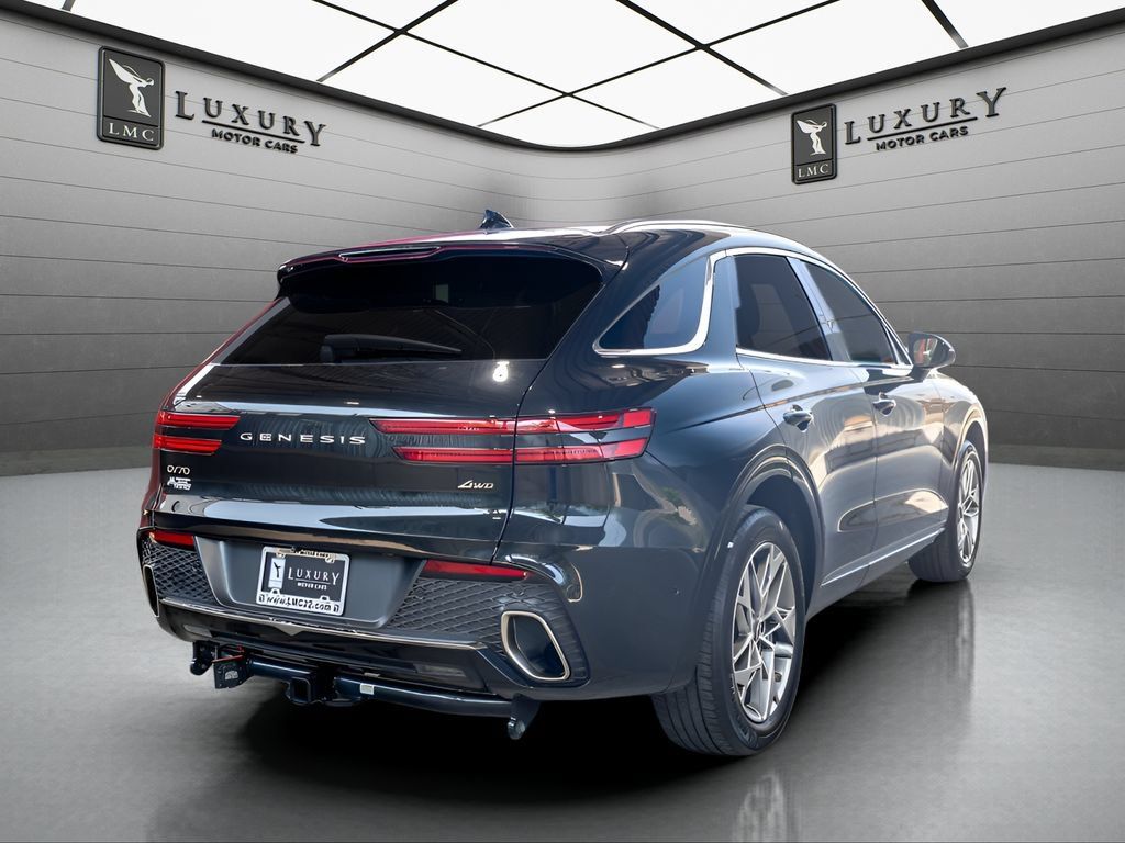 Used 2023 Genesis GV70 2.5T w/ Advanced Package AWD/4WD image 8