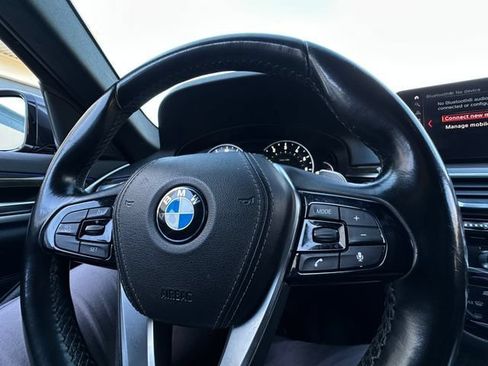 Used 2019 BMW 540i w/ Convenience Package RWD image 20