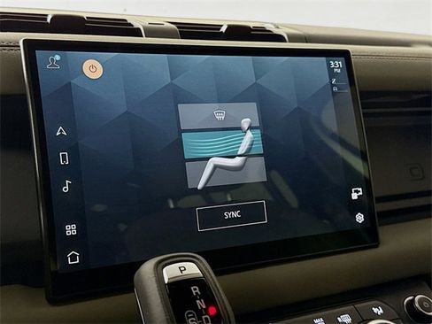 Used 2025 Land Rover Defender 110 S image 18