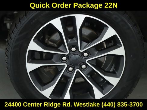 Used 2021 Jeep Grand Cherokee L Overland w/ Luxury Tech Group IV AWD/4WD image 12