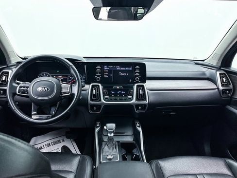 Used 2021 Kia Sorento EX w/ Panoramic Sunroof Package image 29