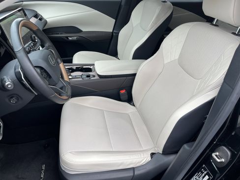 Used 2024 Lexus RX 350 Premium image 18