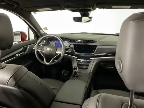 Certified 2024 Cadillac XT6 Sport w/ Technology Package image 11