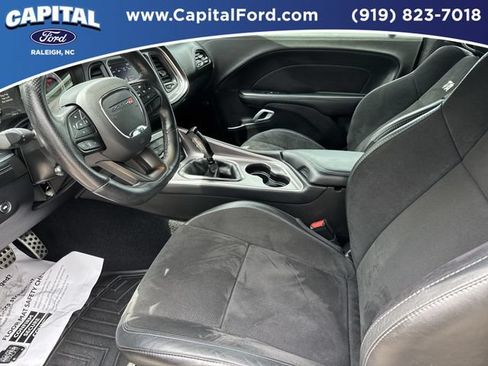 Used 2021 Dodge Challenger R/T Scat Pack RWD image 18