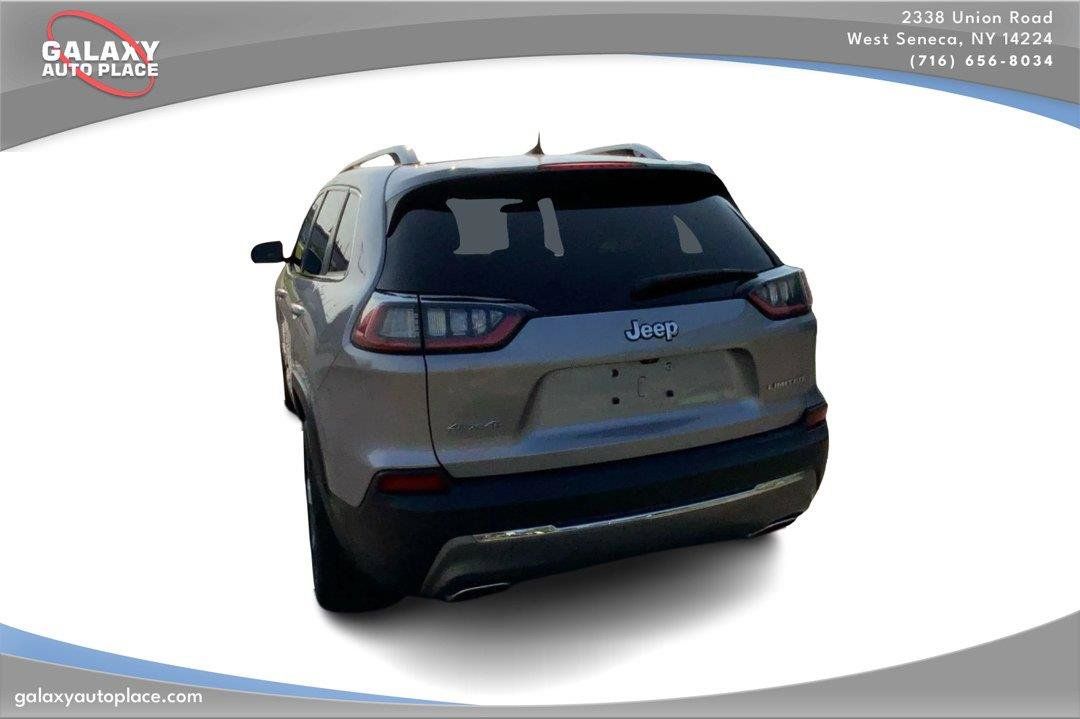 Used 2019 Jeep Cherokee Limited AWD/4WD image 7