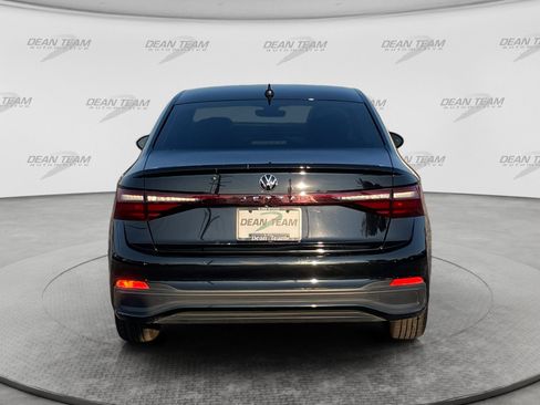 Used 2025 Volkswagen Jetta S FWD image 7