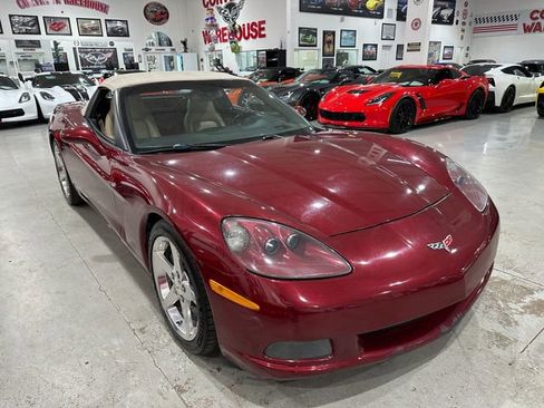 Used 2007 Chevrolet Corvette Convertible w/ Preferred Equipment Group image 4