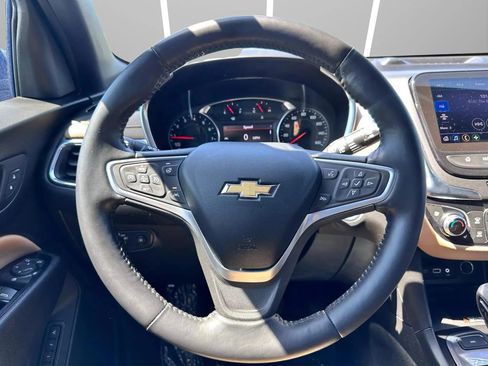 Used 2022 Chevrolet Equinox Premier image 17
