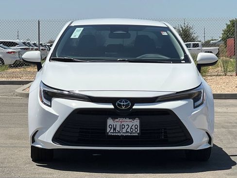 Certified 2026 Toyota Corolla LE w/ LE Premium Package FWD image 11