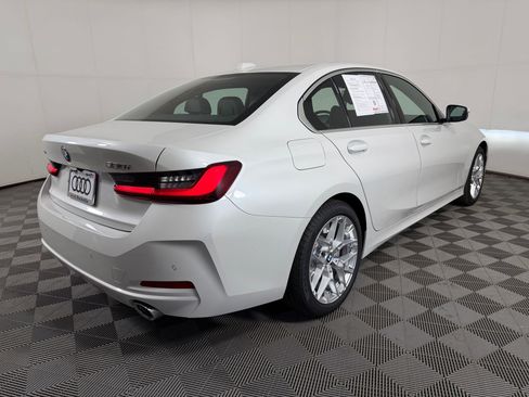 Used 2026 BMW 330i xDrive Sedan w/ Convenience Package AWD/4WD image 9