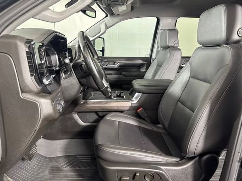 Used 2024 Chevrolet Silverado 2500 LTZ w/ LTZ Plus Package AWD/4WD image 11