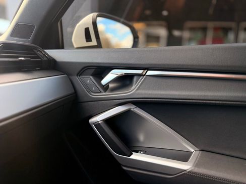 Used 2019 Audi Q3 2.0T Premium image 19