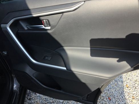 Certified 2025 Toyota RAV4 XLE image 17