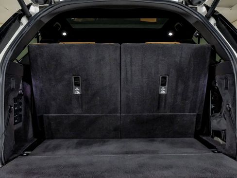 Used 2019 Land Rover Discovery HSE Luxury image 49