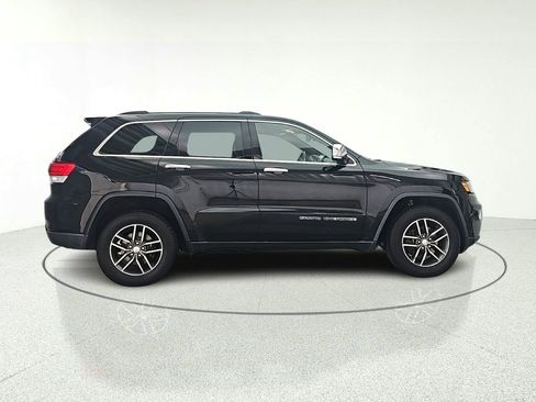 Used 2017 Jeep Grand Cherokee Limited w/ Luxury Group II AWD/4WD image 8