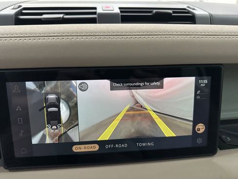 Used 2022 Land Rover Defender 110 SE image 15