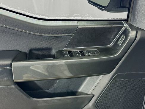 Used 2022 Ford F150 XLT w/ Equipment Group 302A High image 18