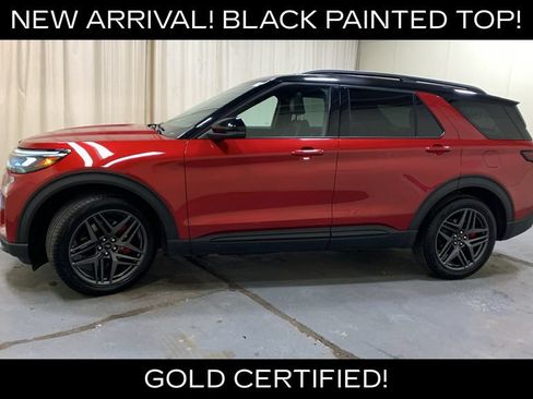 Used 2025 Ford Explorer ST w/ Sun And Sound Package AWD/4WD image 6