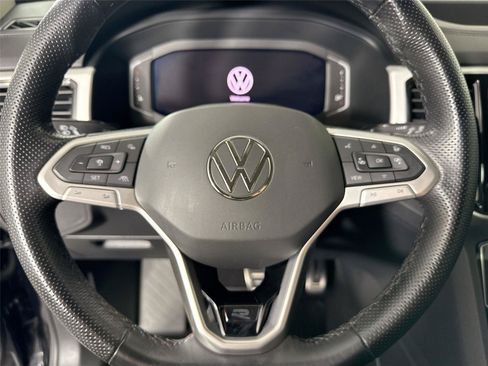 Used 2022 Volkswagen Atlas SEL Premium AWD/4WD image 17
