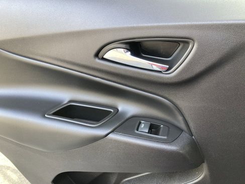 Used 2019 Chevrolet Equinox LT image 23