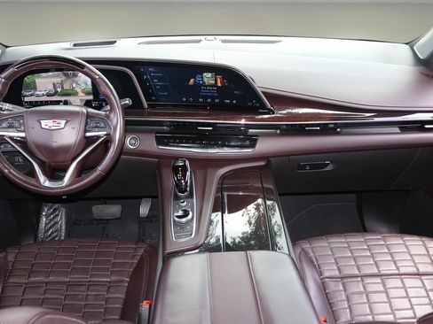 Used 2021 Cadillac Escalade Sport Platinum w/ Heavy-Duty Trailer Package AWD/4WD image 13