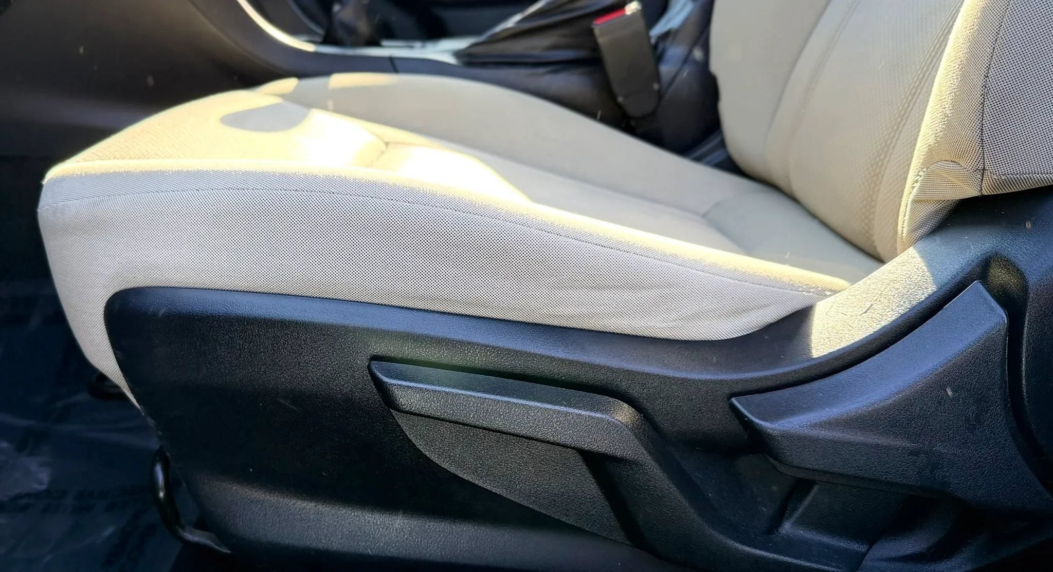 Used 2018 Subaru Impreza 2.0i AWD/4WD image 24
