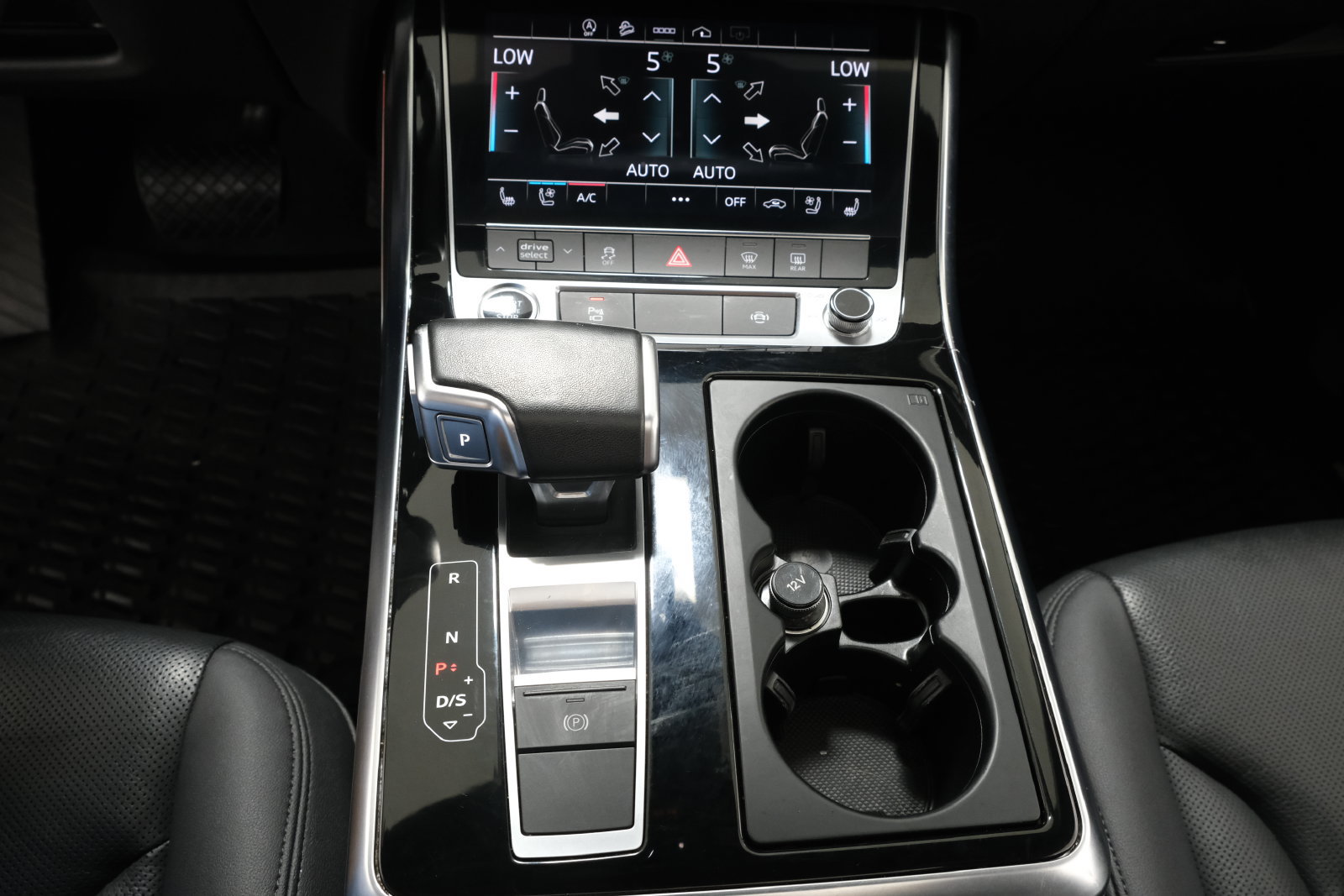 Used 2022 Audi Q7 2.0T Premium Plus AWD/4WD image 23