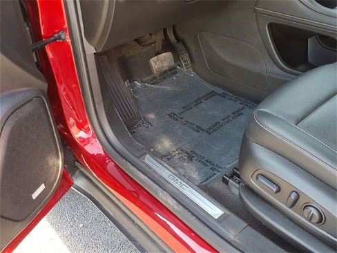 Certified 2023 GMC Acadia SLT w/ Elevation Edition image 35