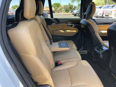 Used 2017 Volvo XC90 T6 Momentum w/ Vision Package AWD/4WD image 15