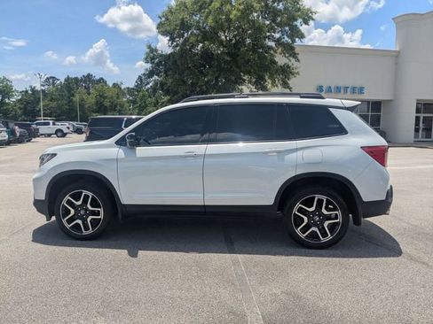 Used 2023 Honda Passport Elite image 6