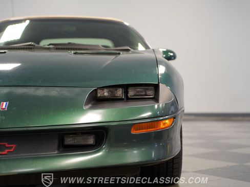 Used 1995 Chevrolet Camaro Z28 RWD image 21