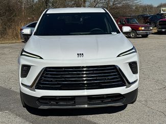 Used 2025 Buick Enclave Preferred video 2