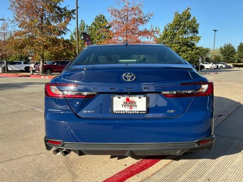 Used 2026 Toyota Camry SE FWD image 7