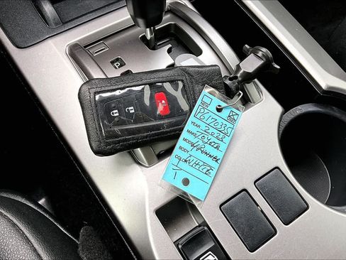 Used 2023 Toyota 4Runner TRD Sport AWD/4WD image 14
