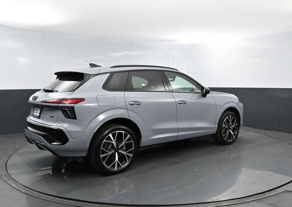New 2026 Audi Q3 quattro 2.0T AWD/4WD image 23