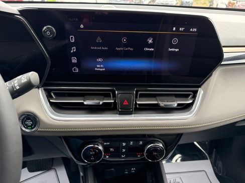 Used 2024 Chevrolet TrailBlazer ACTIV w/ Convenience Package image 36