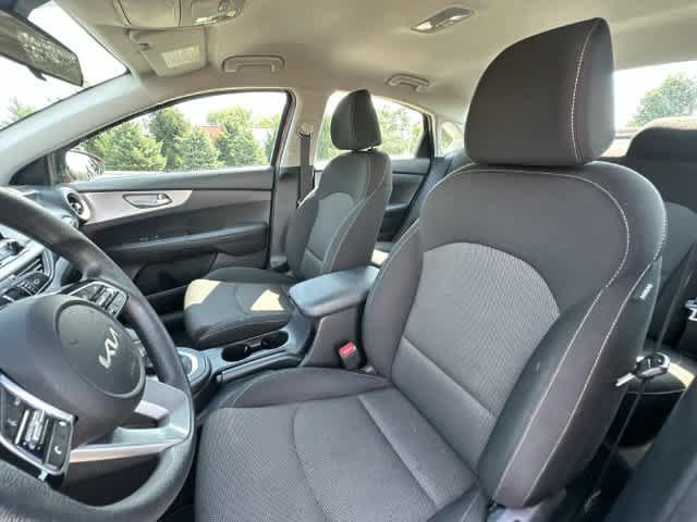 Used 2023 Kia Forte LXS w/ LXS Technology Package FWD image 14
