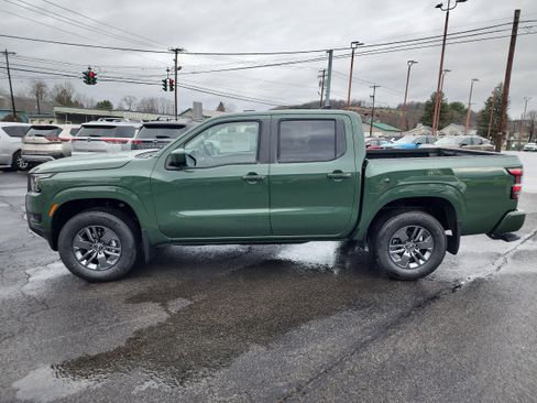 New 2026 Nissan Frontier SV image 5